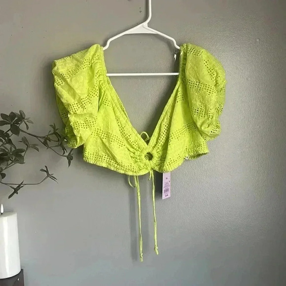 Wild Fable Puff Sleeve Keyhole Lace Up Back Crop Top - Picture 4 of 8